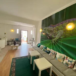https://iguana-guesthouse.hotelaalgarve.com